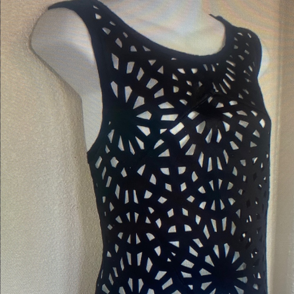 Elegant Black Sleeveless Top